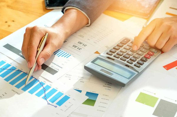 Comment calculer le coût réel d'un prêt à taux zéro pour une rénovation énergétique?